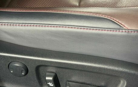 Lexus RX IV рестайлинг, 2019 год, 3 999 000 рублей, 18 фотография