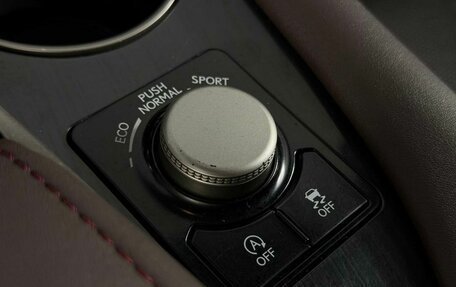 Lexus RX IV рестайлинг, 2019 год, 3 999 000 рублей, 22 фотография