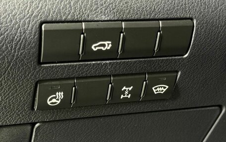 Lexus RX IV рестайлинг, 2019 год, 3 999 000 рублей, 28 фотография