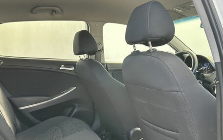 Hyundai Solaris II рестайлинг, 2015 год, 1 030 000 рублей, 12 фотография