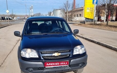 Chevrolet Niva I рестайлинг, 2020 год, 980 000 рублей, 1 фотография