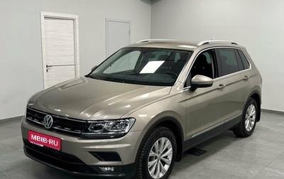 Volkswagen Tiguan II, 2018 год, 2 690 000 рублей, 1 фотография