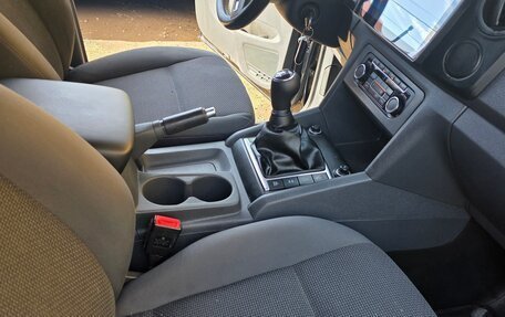 Volkswagen Amarok I рестайлинг, 2013 год, 1 175 000 рублей, 16 фотография