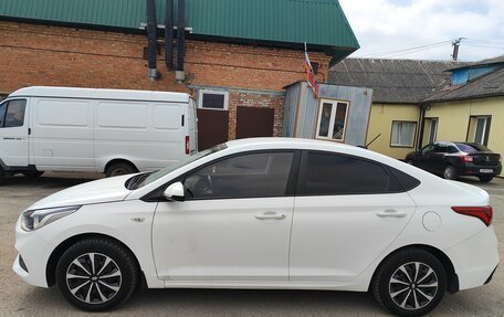 Hyundai Solaris II рестайлинг, 2017 год, 1 320 000 рублей, 2 фотография