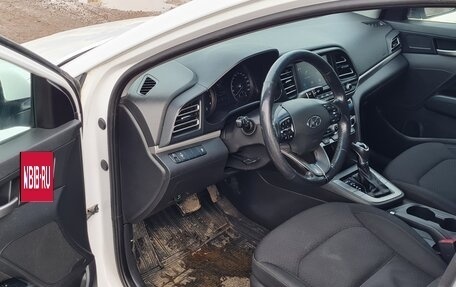 Hyundai Elantra VI рестайлинг, 2019 год, 849 000 рублей, 8 фотография