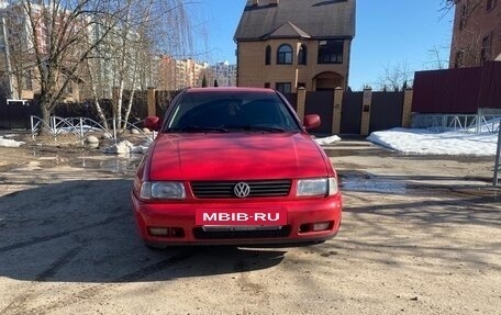 Volkswagen Polo III рестайлинг, 1998 год, 290 000 рублей, 2 фотография