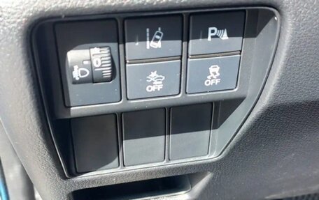 Honda CR-V IV, 2022 год, 3 750 000 рублей, 2 фотография