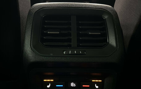 Volkswagen Tiguan II, 2018 год, 2 690 000 рублей, 20 фотография