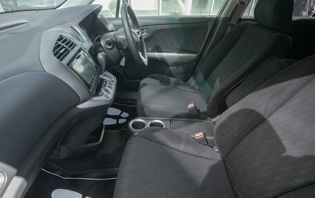 Honda Stream II, 2012 год, 1 248 000 рублей, 16 фотография