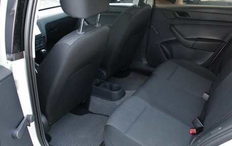 Skoda Rapid I, 2015 год, 1 090 000 рублей, 18 фотография