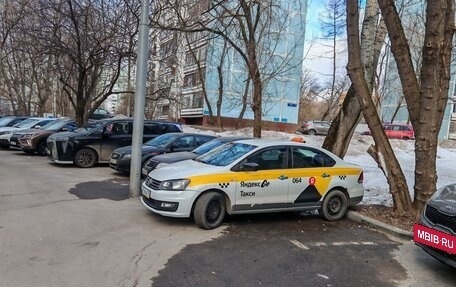 Volkswagen Polo VI (EU Market), 2019 год, 450 000 рублей, 2 фотография