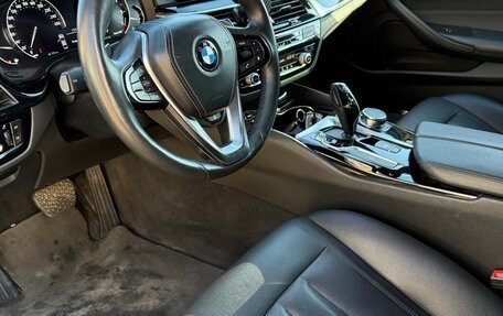 BMW 5 серия, 2019 год, 2 950 000 рублей, 7 фотография