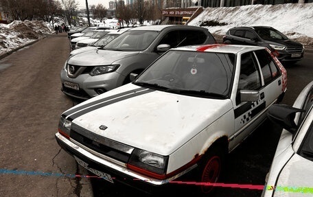Mitsubishi Mirage II, 1985 год, 150 000 рублей, 5 фотография