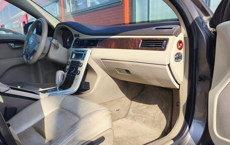 Volvo S80 II рестайлинг 2, 2010 год, 1 150 000 рублей, 23 фотография