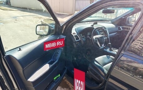 Ford Explorer VI, 2013 год, 1 500 000 рублей, 9 фотография