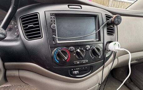 Mazda MPV II, 2002 год, 450 000 рублей, 16 фотография