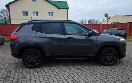 Jeep Compass II, 2021 год, 2 000 000 рублей, 36 фотография