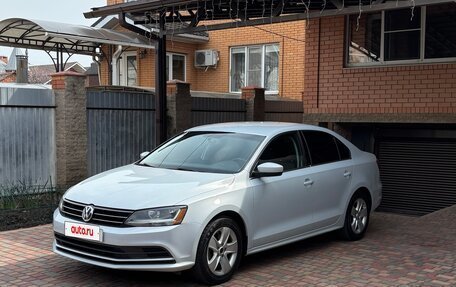 Volkswagen Jetta VI, 2017 год, 1 360 000 рублей, 2 фотография