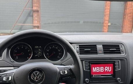 Volkswagen Jetta VI, 2017 год, 1 360 000 рублей, 10 фотография