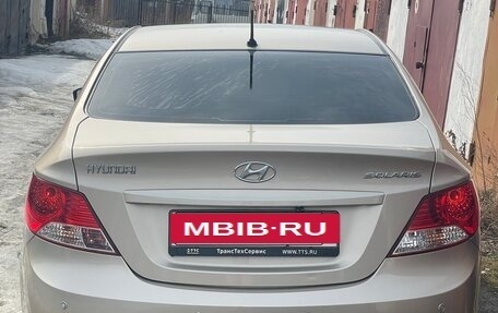 Hyundai Solaris II рестайлинг, 2013 год, 900 000 рублей, 8 фотография