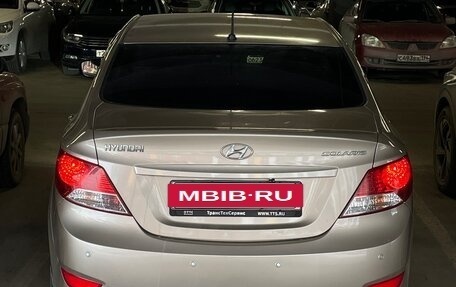 Hyundai Solaris II рестайлинг, 2013 год, 900 000 рублей, 29 фотография