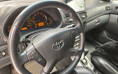 Toyota Avensis III рестайлинг, 2005 год, 699 000 рублей, 7 фотография