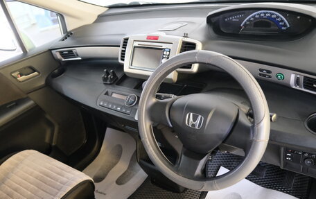 Honda Freed I, 2010 год, 999 000 рублей, 11 фотография