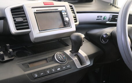 Honda Freed I, 2010 год, 999 000 рублей, 17 фотография