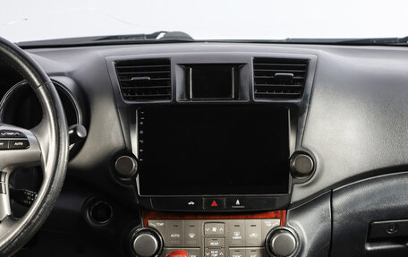 Toyota Highlander III, 2011 год, 2 499 000 рублей, 15 фотография