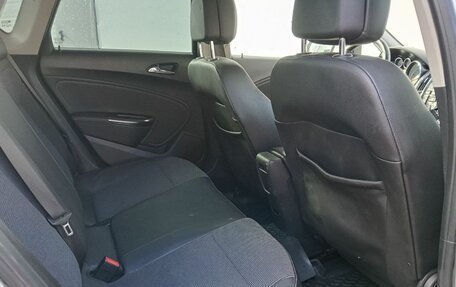 Opel Astra J, 2011 год, 595 000 рублей, 11 фотография