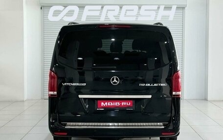 Mercedes-Benz Vito, 2016 год, 3 300 000 рублей, 4 фотография