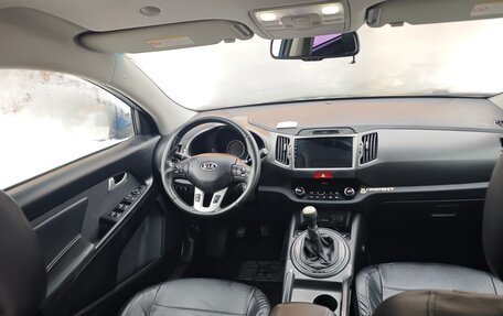 KIA Sportage III, 2010 год, 950 000 рублей, 18 фотография