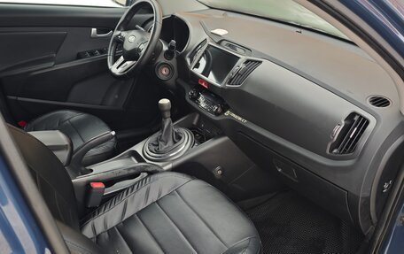 KIA Sportage III, 2010 год, 950 000 рублей, 21 фотография