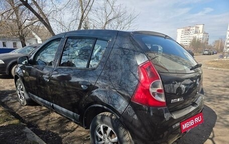 Renault Sandero I, 2012 год, 359 000 рублей, 3 фотография
