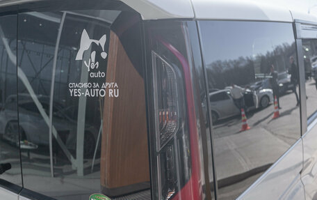 Honda Stepwgn IV, 2018 год, 2 348 000 рублей, 8 фотография