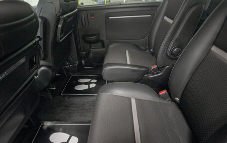 Honda Stepwgn IV, 2018 год, 2 348 000 рублей, 12 фотография