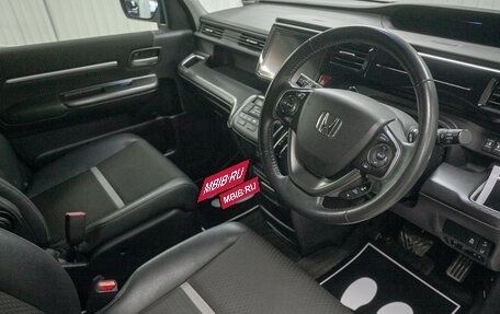 Honda Stepwgn IV, 2018 год, 2 348 000 рублей, 14 фотография