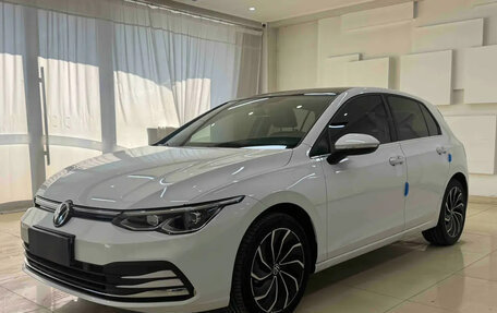 Volkswagen Golf VIII, 2022 год, 1 666 040 рублей, 1 фотография