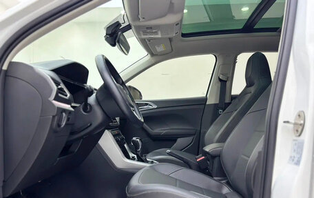 Volkswagen T-Cross I, 2022 год, 1 490 040 рублей, 11 фотография