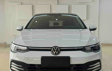 Volkswagen Golf VIII, 2022 год, 1 666 040 рублей, 2 фотография