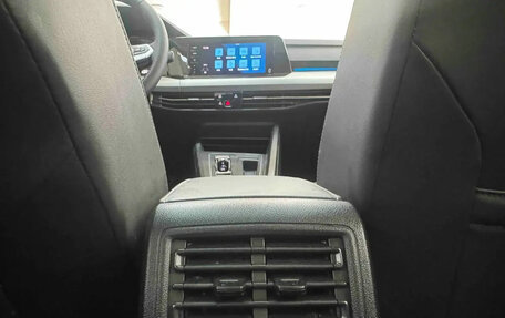 Volkswagen Golf VIII, 2022 год, 1 666 040 рублей, 9 фотография