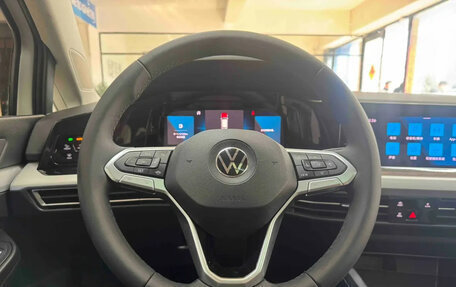 Volkswagen Golf VIII, 2022 год, 1 666 040 рублей, 12 фотография