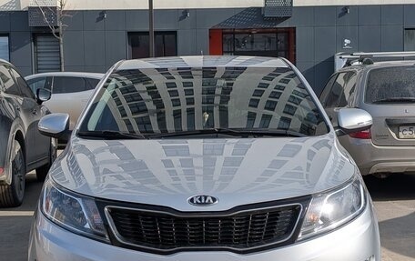 KIA Rio III рестайлинг, 2013 год, 1 120 000 рублей, 2 фотография