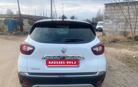 Renault Kaptur I рестайлинг, 2017 год, 1 050 000 рублей, 4 фотография