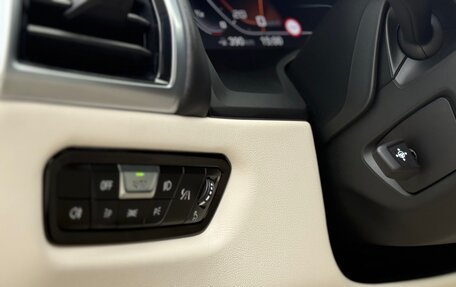 BMW 8 серия, 2021 год, 10 000 000 рублей, 24 фотография