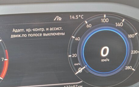 Volkswagen Tiguan II, 2018 год, 3 600 000 рублей, 17 фотография