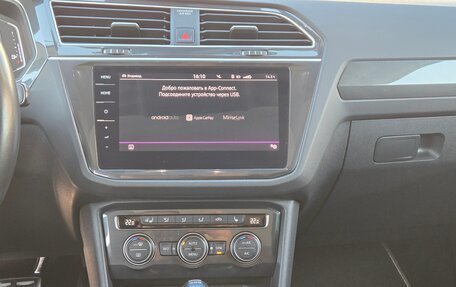 Volkswagen Tiguan II, 2018 год, 3 600 000 рублей, 19 фотография