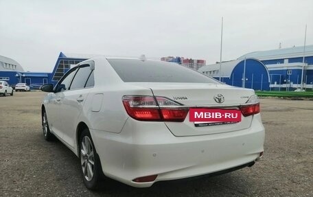 Toyota Camry, 2016 год, 1 950 000 рублей, 4 фотография