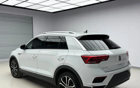 Volkswagen T-Roc I, 2022 год, 1 550 040 рублей, 4 фотография