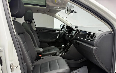 Volkswagen T-Roc I, 2022 год, 1 550 040 рублей, 23 фотография